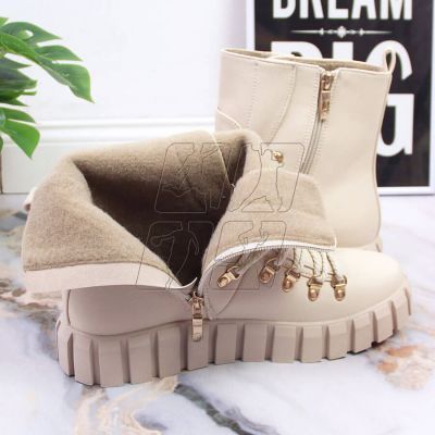 8. Insulated platform boots Potocki W WOL108B beige