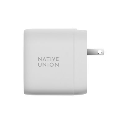 5. Native Union Fast Charger PD 67W