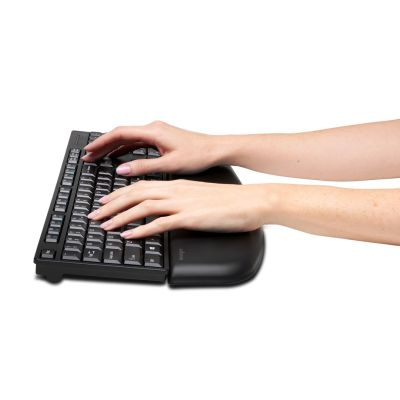 13. Kensington ErgoSoft Wrist Rest for Standard Keyboard