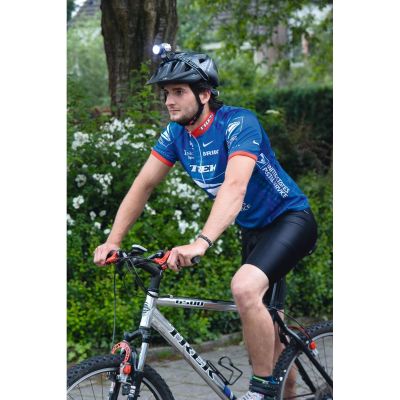 11. GRUNDIG 7 LED TOURIST HEADLAMP