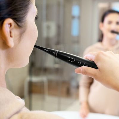 5. Niceboy SONICBLACK Electric Toothbrush Adult Vibrating Toothbrush Black