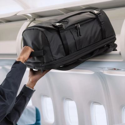 11. Tech-Protect Defender S70 RYANAIR & WIZZAIR 24L Laptop Backpack - Black