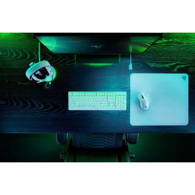 10. Wireless eSports Gaming Mouse Razer Viper V3 Pro – White