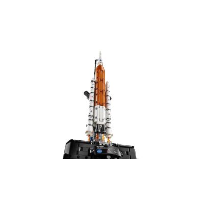 4. LEGO Technic 42221 NASA Artemis Rocket