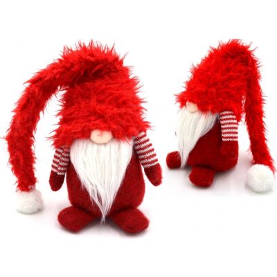 10. GNOME WITH FUR HAT 86CM