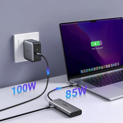6. Ugreen USB-C 7in1 HDMI Hub USB-C USB-A SD/TF - Gray