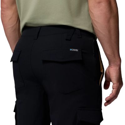 4. Columbia ROC Tech Cargo Pants 2142141010 Black 32-32