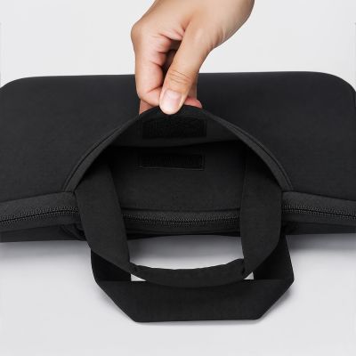 5. Wozinsky WNT-17B 17.3" Laptop Bag with Retractable Neoprene Handle - Black
