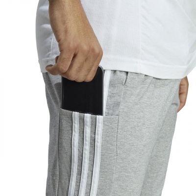 5. adidas Essentials Single Jersey Tapered Open Hem 3-Stripes M IC0046