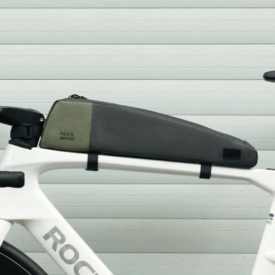 2. Rockbros DB005 Top Tube Bike Bag 0.9L - Black and Green