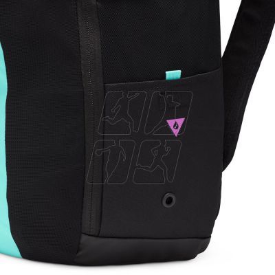 5. Nike Academy Team DV0761-014 backpack