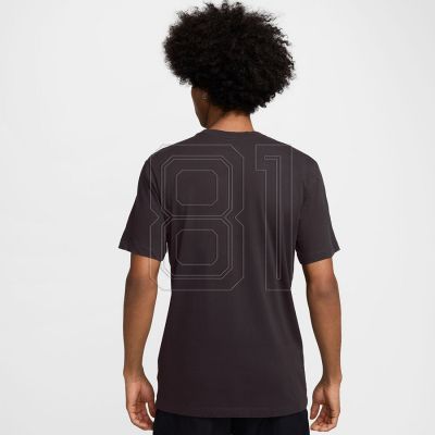 2. Nike Sportswear graphics T-shirt M HQ9264-045