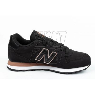 4. New Balance W GW500BR shoes