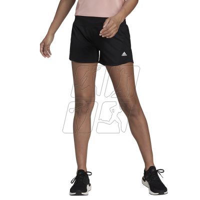 2. Shorts adidas WTR HIIT KNT Shorts W HD0667