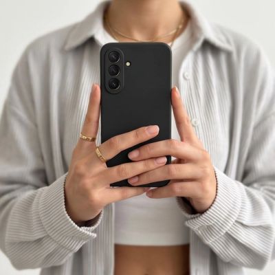 10. Tech-Protect Icon Case for Samsung Galaxy A17 4G / 5G - Black
