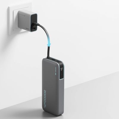 5. Cuktech CUKP200NGLDG 55W 20000mAh Powerbank with Built-in USB-C Cable - Gray