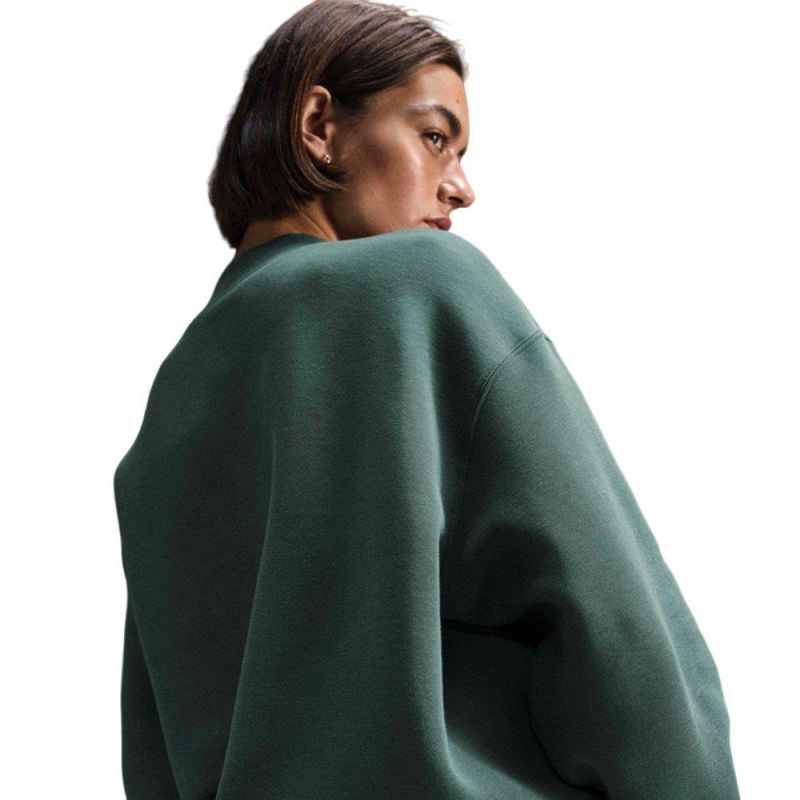 5. Nike Sportswear Tech Fleece Oversized Sweatshirt W FV8041-338