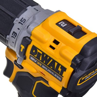 5. 18V BL DCD805NT DEWALT Cordless Drill Driver