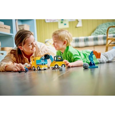 12. LEGO DUPLO TOWN 3in1 10475 Construction Vehicles