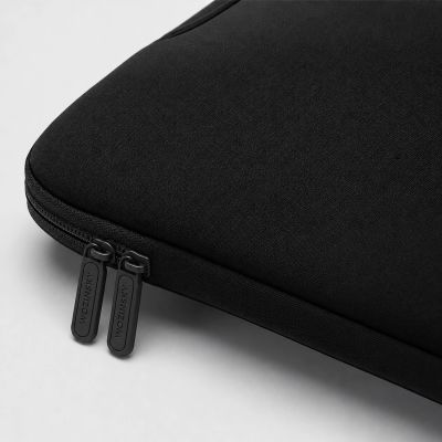 4. Wozinsky WNL-13B 13-14" Neoprene Laptop Sleeve - Black