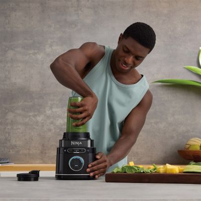 2. Ninja Detect Power Mixer Pro 2.1L Tabletop Blender 1200W Black