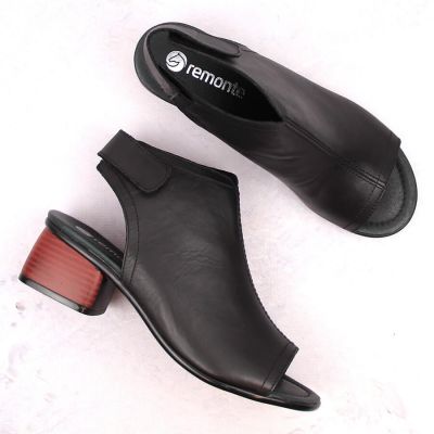 19. Remonte W RKR654 Leather Comfortable Sandals