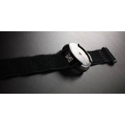 2. Suunto M-9 Magnetic Navigation Compass Black, White