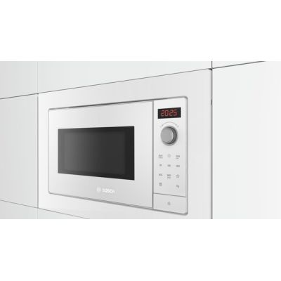 3. Bosch Serie 2 BFL623MW3 microwave oven