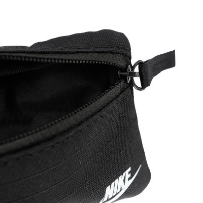 4. Nike Club Pouch Wallet Black N1013421091