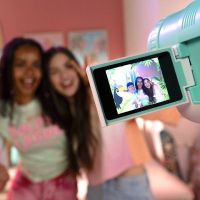 7. Canaltoys Camera Projector