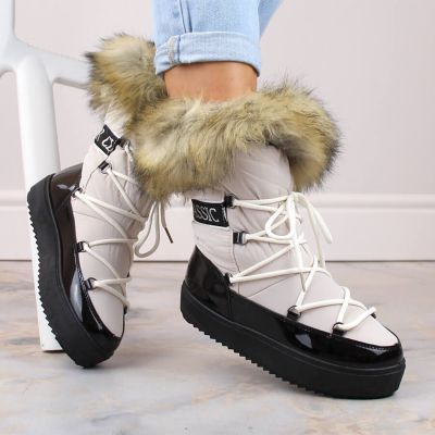 9. Lace-up platform snow boots with fur Vinceza W JAN262 beige