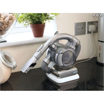 7. Handheld Vacuum Cleaner PD1820LF-QW BLACK+DECKER