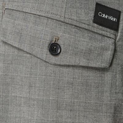 4. Calvin Klein Tapered Pants M K10K105305