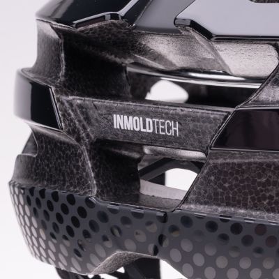 3. VAGG helmet