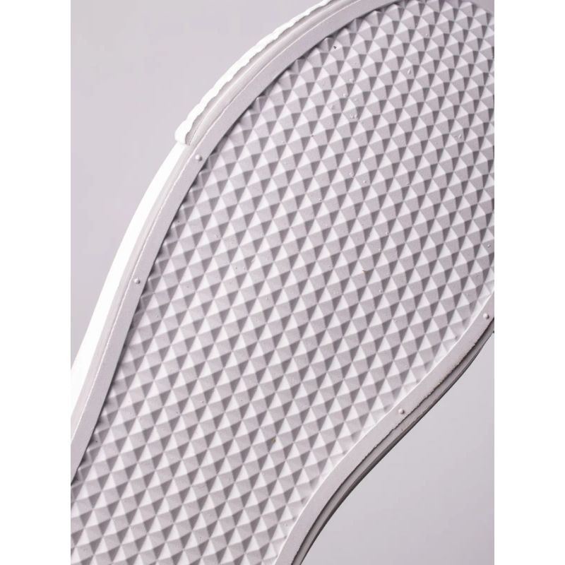 20. Lee Cooper W LCW-24-31-2170L sneakers