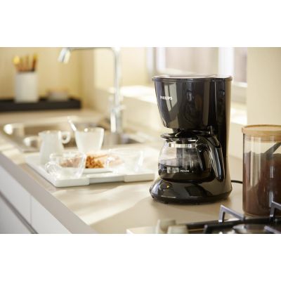 7. Philips Daily Collection HD7432/20 Drip Plate Coffee Machine 750W Black