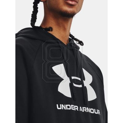 11. Under Armor M 1379758-001 sweatshirt