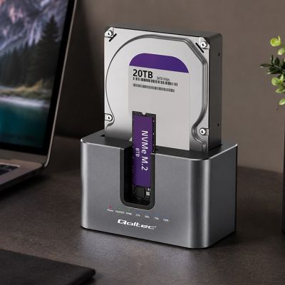 6. Qoltec 52631 HDD SSD Docking Station | SATA | M.2 NVMe | Cloning | USB-C | 10Gb/s | 28TB