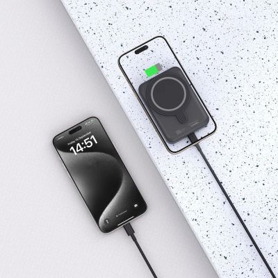6. Tech-Protect LifeMag PB11 Powerbank with MagSafe 10000mAh 15W USB-C port - black + USB-C cable