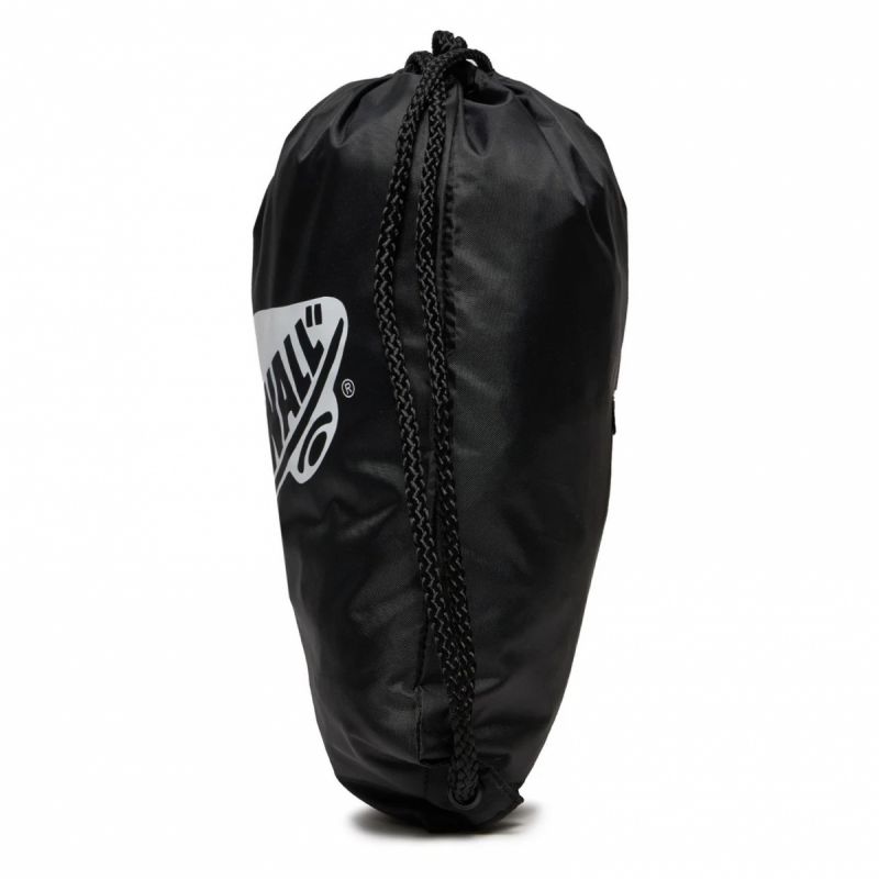 4. Vans Benched Bag VN000HECBLK1
