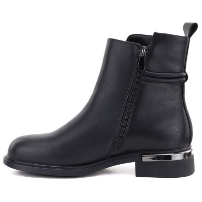3. Women's black leather ankle boots D&A S.Barski MK62-7025