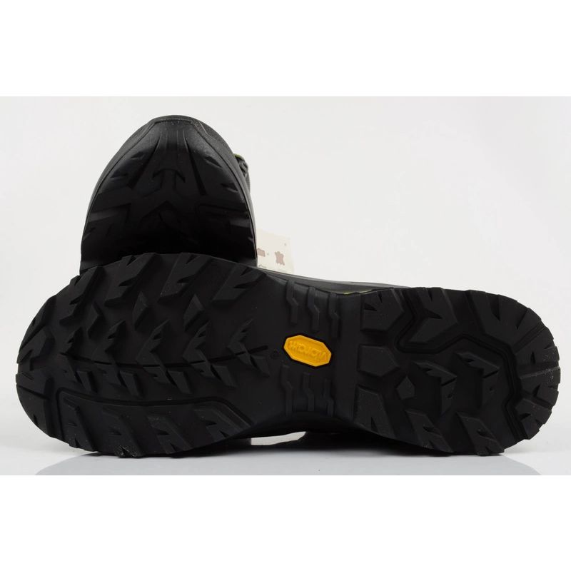 17. Aku Adapta Gore-tex M 490388 shoes