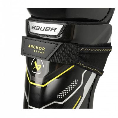 3. Bauer Supreme Mach Jr 1061894 hockey shin guards