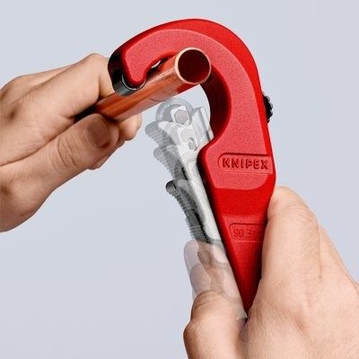 10. Knipex 90 31 02 SB hand pipe cutting tool Pipe cutter