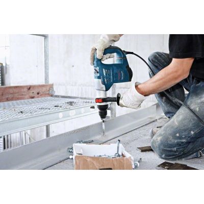 5. Bosch 0 611 332 101 Rotary Hammer 900 W 800 RPM
