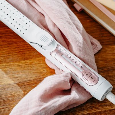 10. ADLER AD 2326 hair straightener
