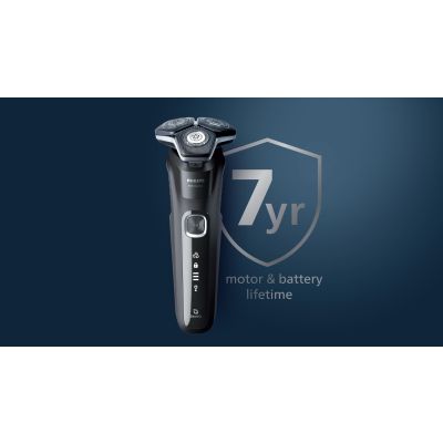 3. PHILIPS series 5000 S5887/50 shaver