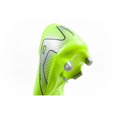 7. Nike Zoom Vapor 16 Academy FG/MG Football Boots FQ8374-700