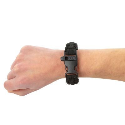8. Macgyver Survival Bracelet 102255