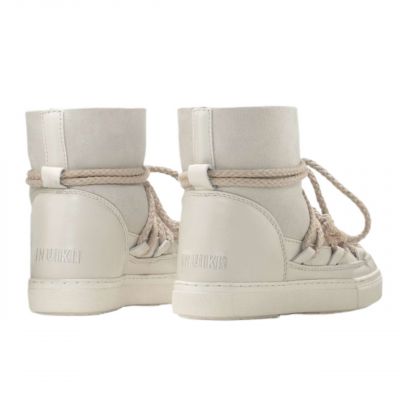 3. Inuikii Classic W 75202-005 Snow Boots